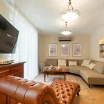 Luxury Aveline Heated Pool & Sauna Near Trogir Area