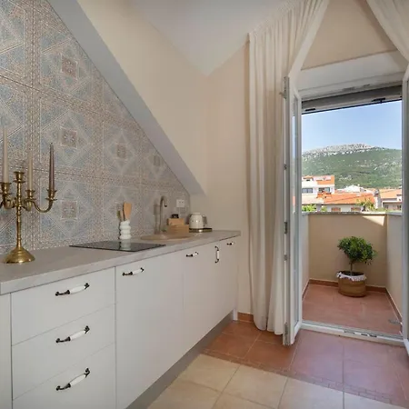 Villa Luxury Aveline Heated Pool & Sauna Near Trogir Area Kaštela